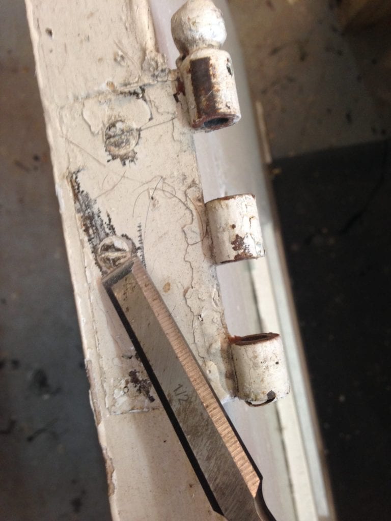 4 Guaranteed Tricks To Remove Stubborn Screws The Craftsman Blog