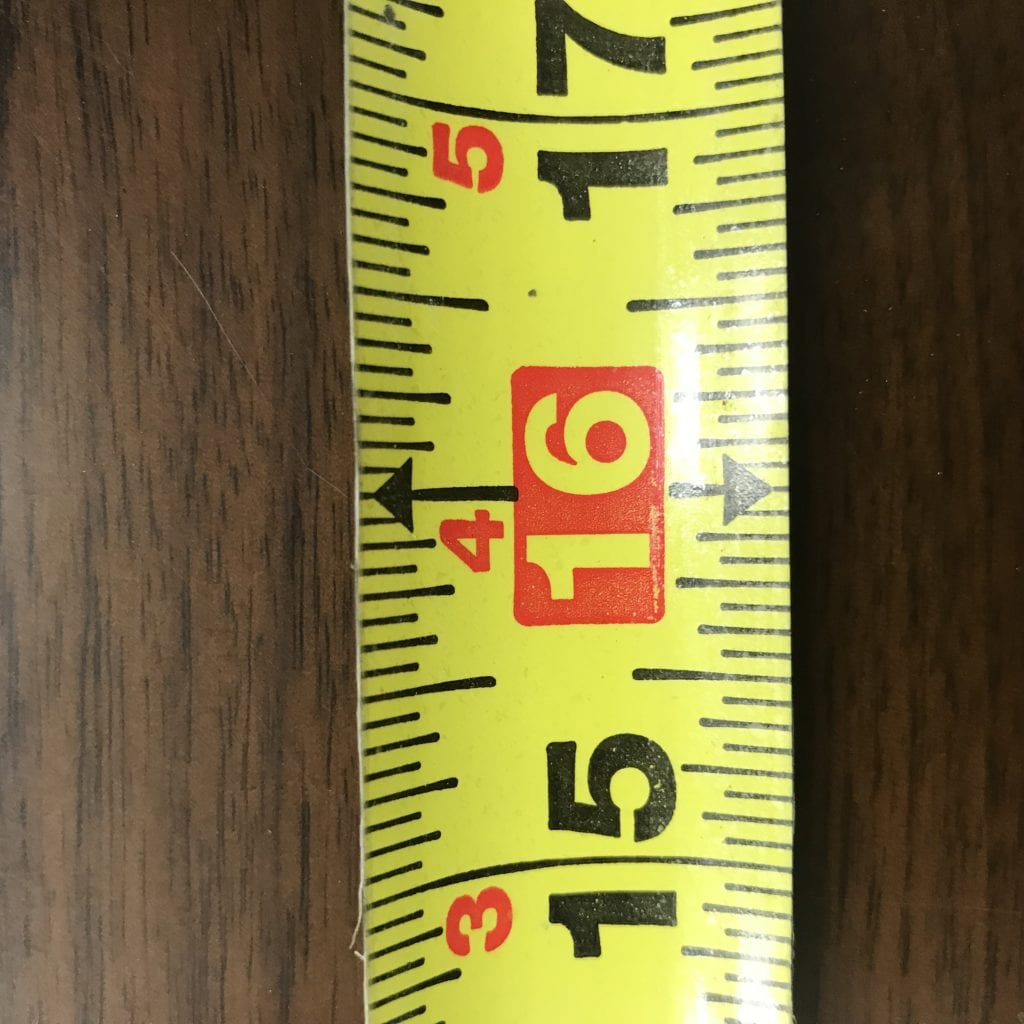tape measure reading 16ths