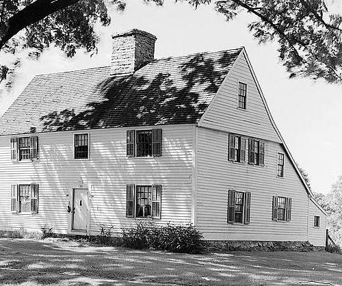 AaWhat Is A Saltbox House 