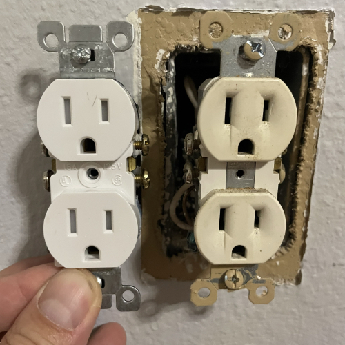 tamper resistant outlet