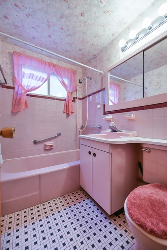 vintage pink bathrooms